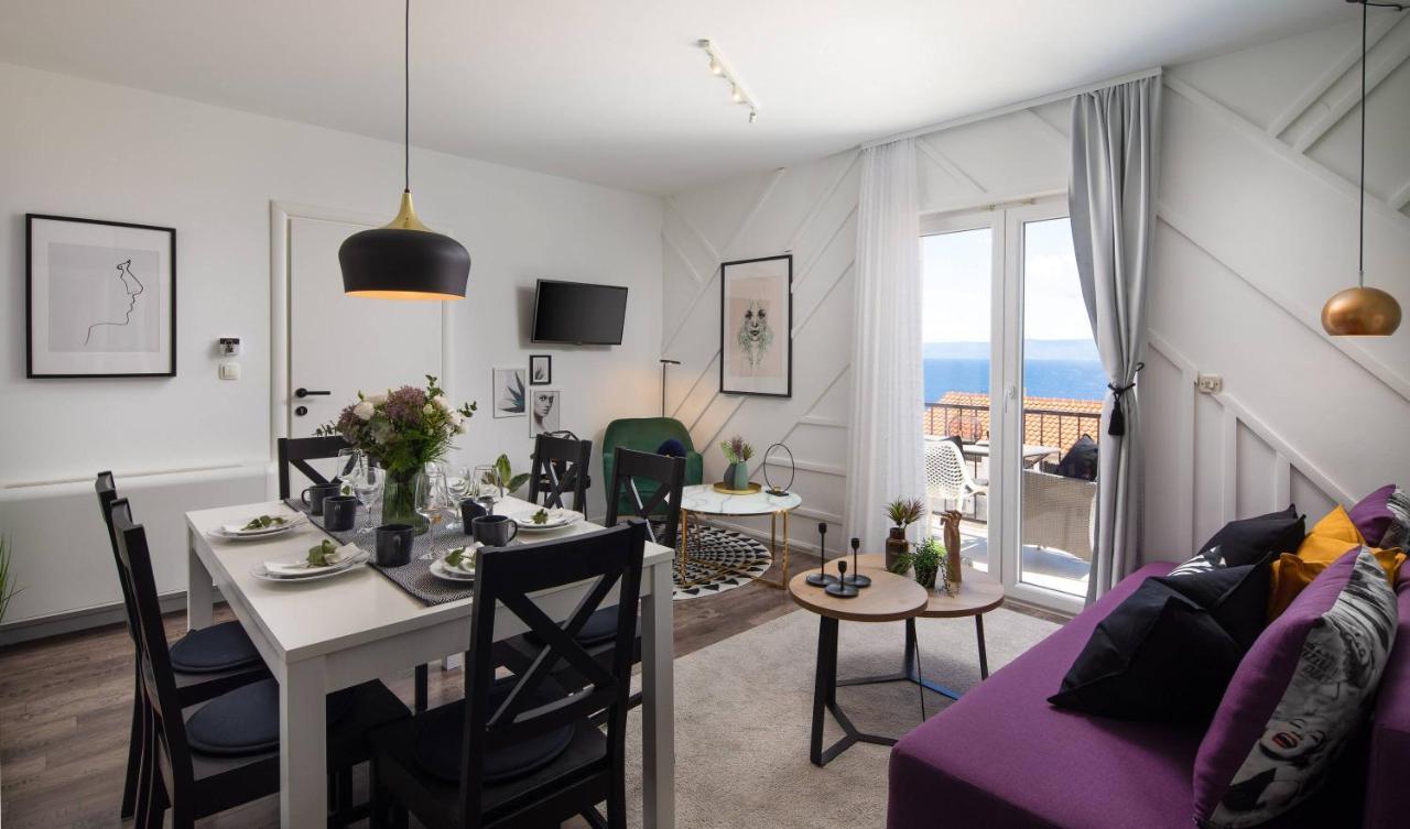 Apartments Valentina Bol Buitenkant foto